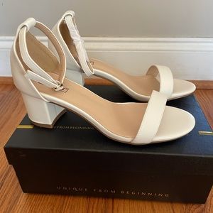 IDIFU Womens White 2 in. Strappy Chunky High Heel Ankle Strap Shoes Size 7.5